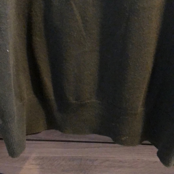 Nwot polo cardigan. . V neck Green olive colour - Picture 2 of 4